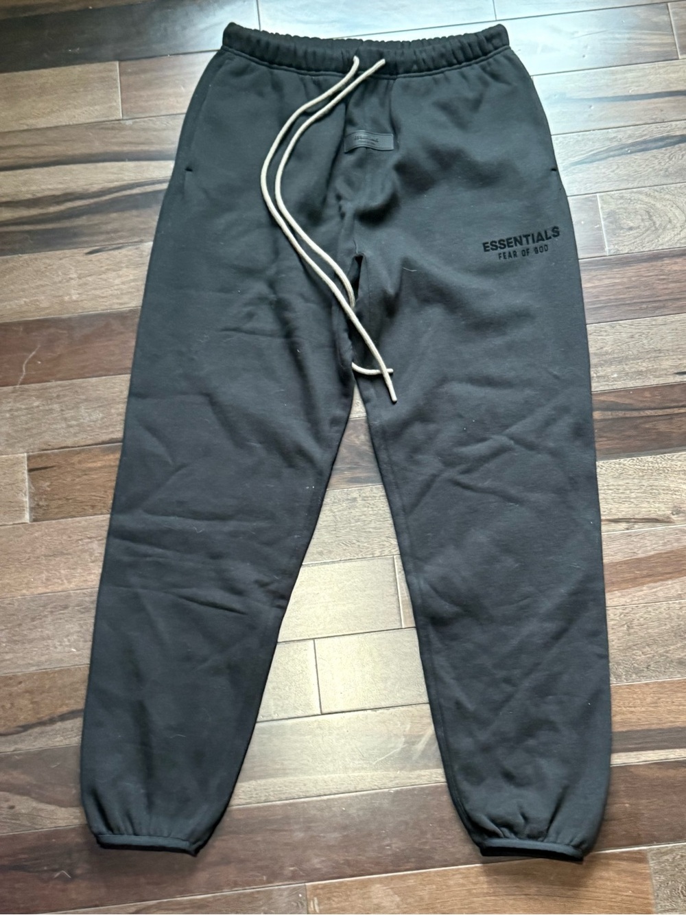 Fear of God ESSENTIALS Black Logo Sweatshirt